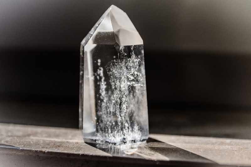 healing crystal quartz